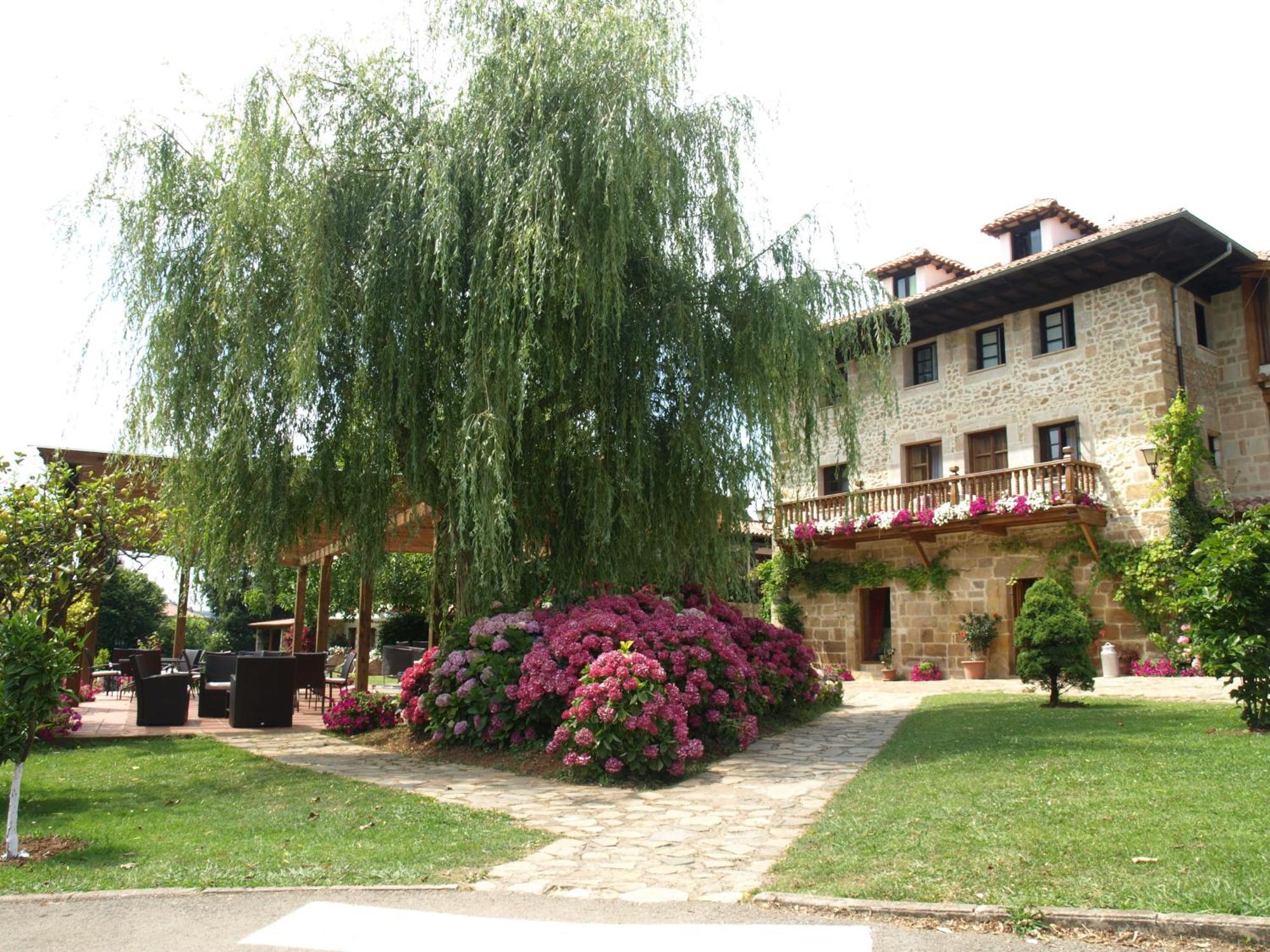 Hosteria El Pomar 诺瓦莱斯 外观 照片